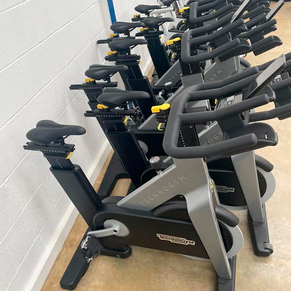 Спинбайк Technogym Group Cycle Connect D92CBNE0 серый - Б/У, восстановленный D92CBNE0-G фото