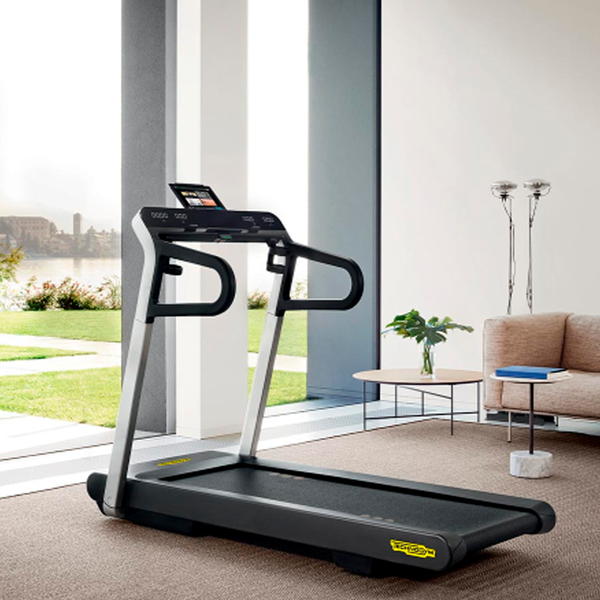 Бігова доріжка Technogym MyRun Cosmo Black MyRun Cosmo Black фото