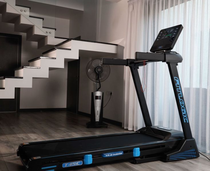 Бігова доріжка FitLogic T45C T45C фото