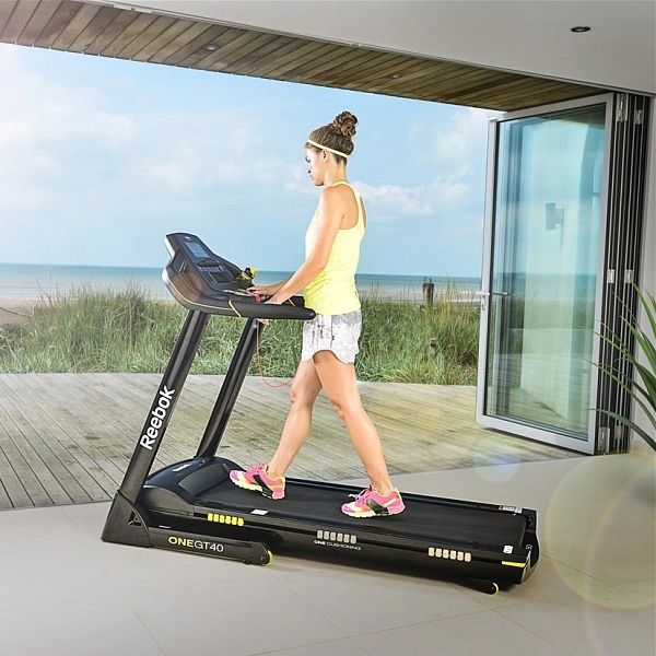 Бігова доріжка Reebok GT40 One Series Treadmill RVON-10121BK RVON-10121BK фото